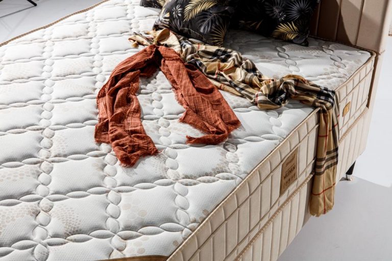 tissu de matelas tricoté